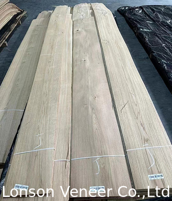 0.50 mm kalınlığında Avrupa Beyaz Meşe Fineri Düğümlü Meşe malları stokta 60.000/SQM