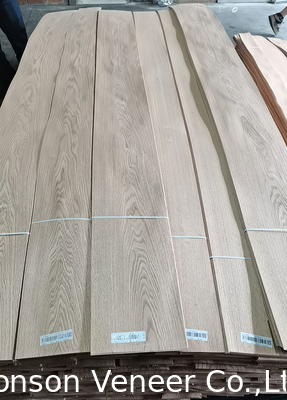 Crown Cut American Red Oak Veneer Panel AA Sınıfı Kalınlığı 0,5 mm