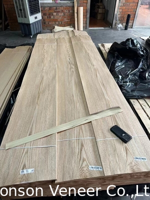 OEM Kırmızı meşe ahşap kaplama, Panel AA Sınıf Kalınlığı 0.5mm kaliteli ürünler