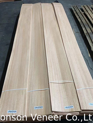 Kalınlığı 0.42 - 0.5 mm AA sınıfı paneller Amerikan White Oak malları stokta