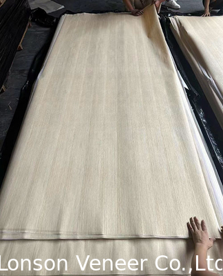 0.25-0.4 mm Kalınlık Beyaz meşe kaplama Sırayla yapıştırma Düz taneler
