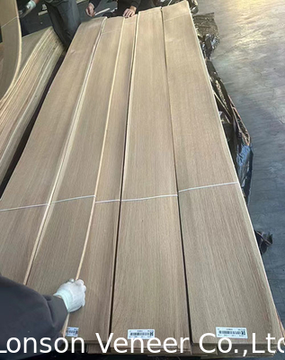 Avrupa Meşe AA Sınıf Doğal Ahşap Finer Kalınlığı 0.5mm ≥245cm Uzunluk